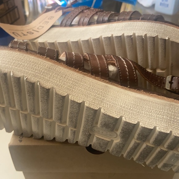 Bed Stu Shoes Bed Stu Ensley Leather Strappy Sandals Poshmark